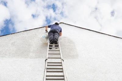 Peinture extérieure à Lémeré — façades et ravalement